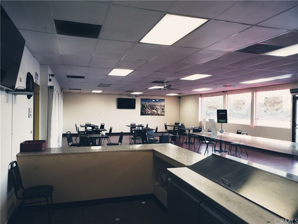 1040 W 40th St, San Bernardino, CA 92407